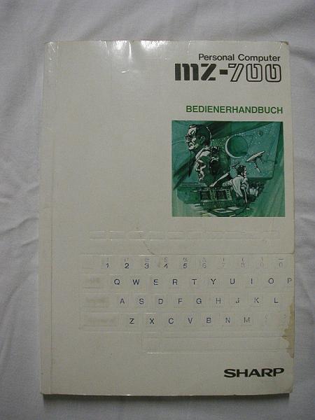 Sharp MZ 700 (2).JPG